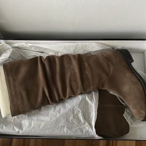 Blonde boots, new in box. Size 7.5 med. they are 6 3/4” across top